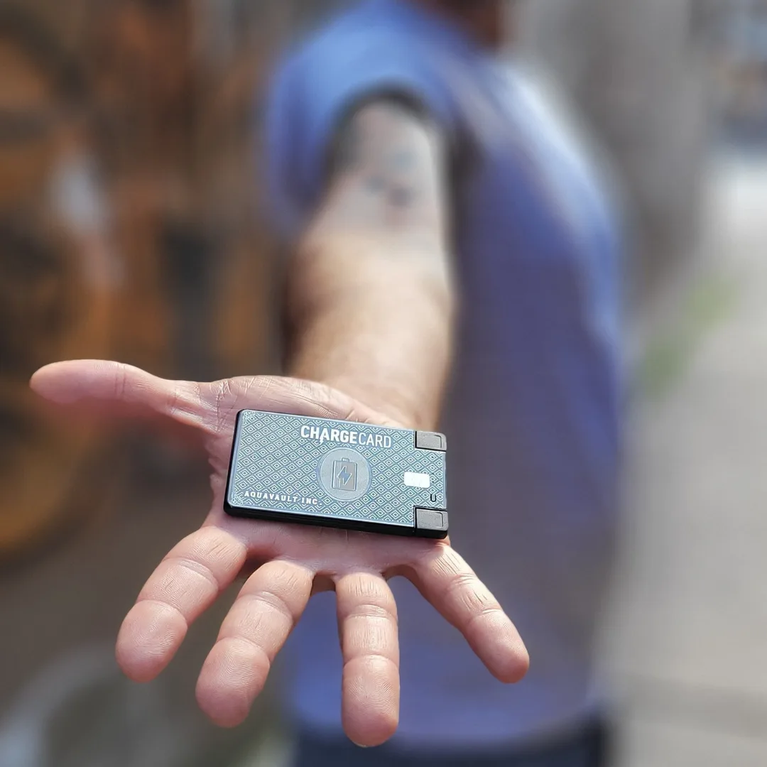 ChargeCard four-LED battery level indicators on the card face