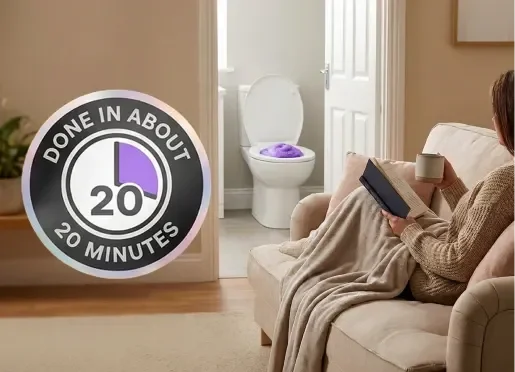 Flushing a Fuugu-treated toilet bowl after the foam dwell time
